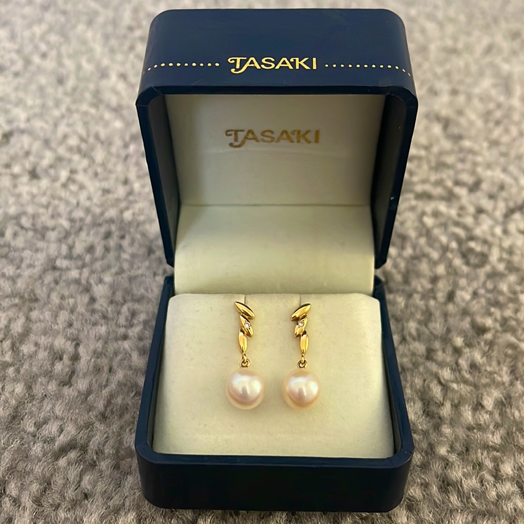 Tasaki 18kt Yellow Gold With Akoya Pearl And Diamond Earring